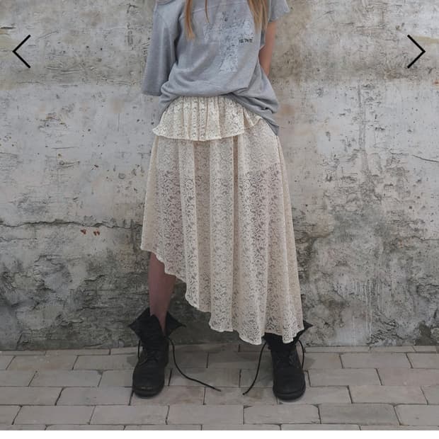 데어드 틸트 스커트