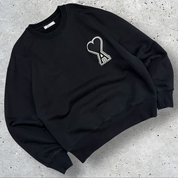 [XL] AMI 아미 빅하트 헤비 스웻 블랙 맨투맨 