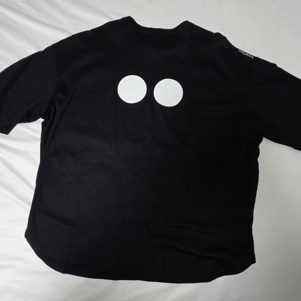 송지오 블랙아이즈 반팔 48 (100) 오버핏