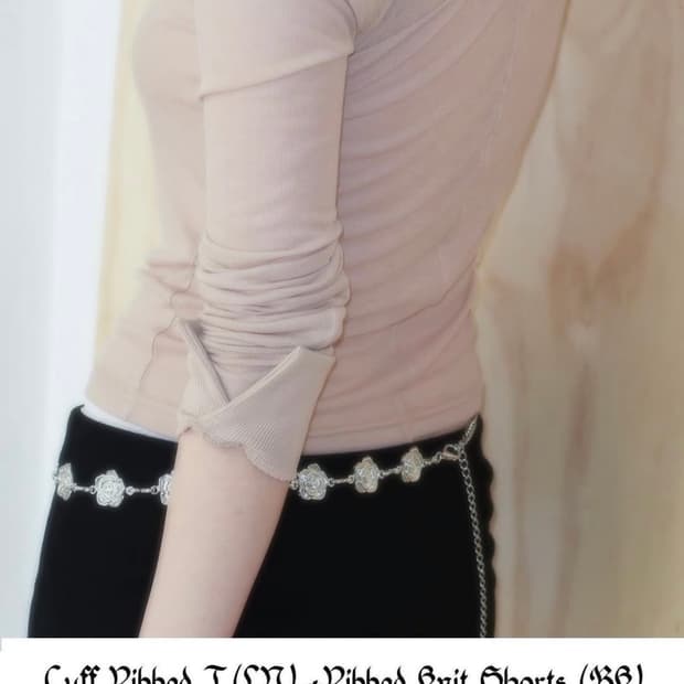 (구해요) chiyagi 키야기 Cuffs ribbed tee nude 