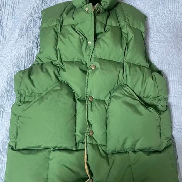 빔즈 X 시에라디자인 X 캡틴선샤인 패딩 베스트