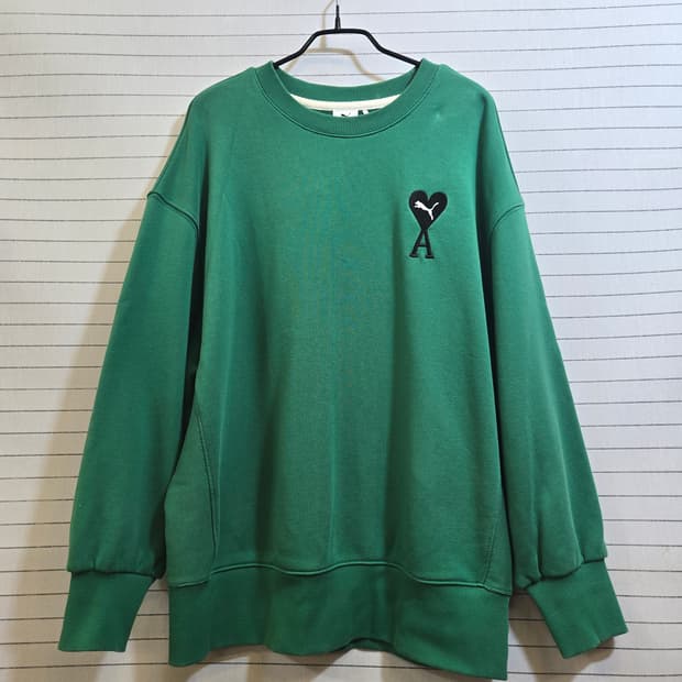 푸마x 아미 그린 맨투맨 티셔츠