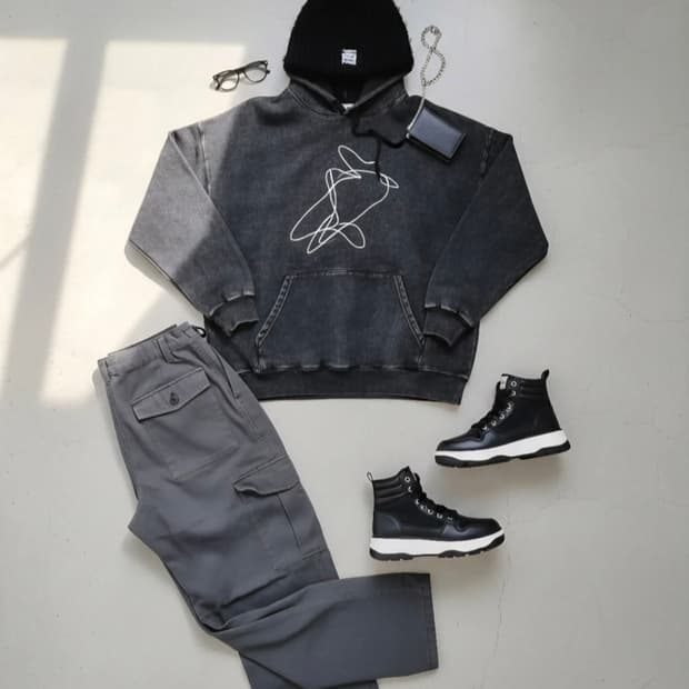 type everything fonts' 블랙 비니