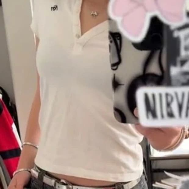 아베크롬비 Abercrombie 슬림핏 카라 반팔티 화이트