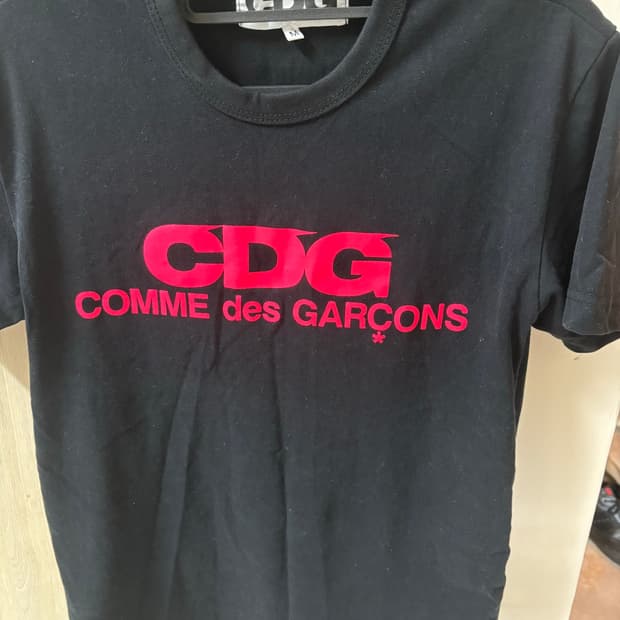Cdg 꼼데가르송 반팔 블랙 m