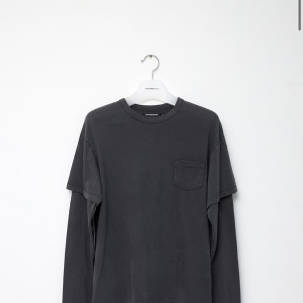 2)해칭룸 Split Tee Over Dyed Charcoal 스플릿 티