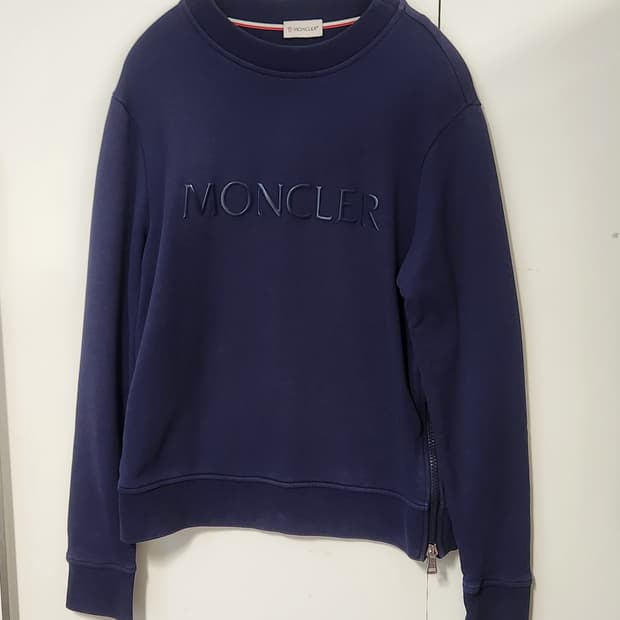 몽클레어 정품 맨투맨 S (95추천해요)