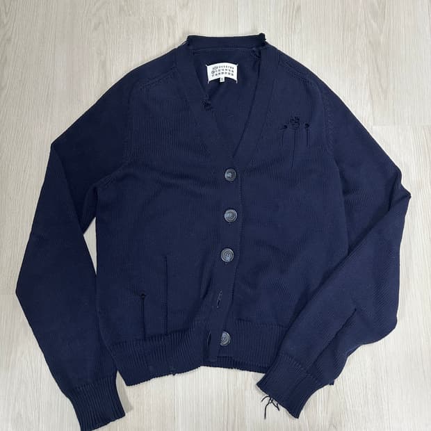 마르지엘라 디스트레스드 코튼 가디건