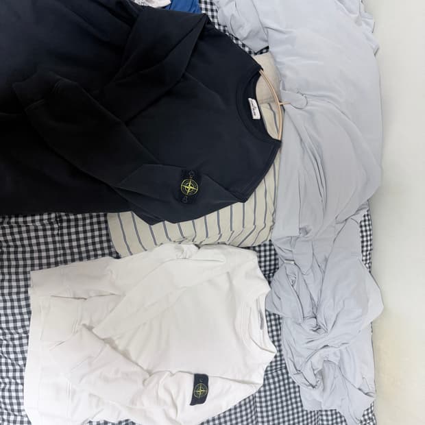 스톤아일랜드 맨투맨 