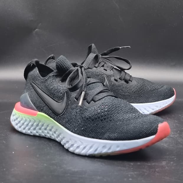 나이키 리액트 플라이니트2 여성운동화235 