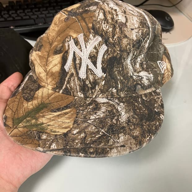 뉴에라 디스이즈네버댓 리얼트리 59.6cm