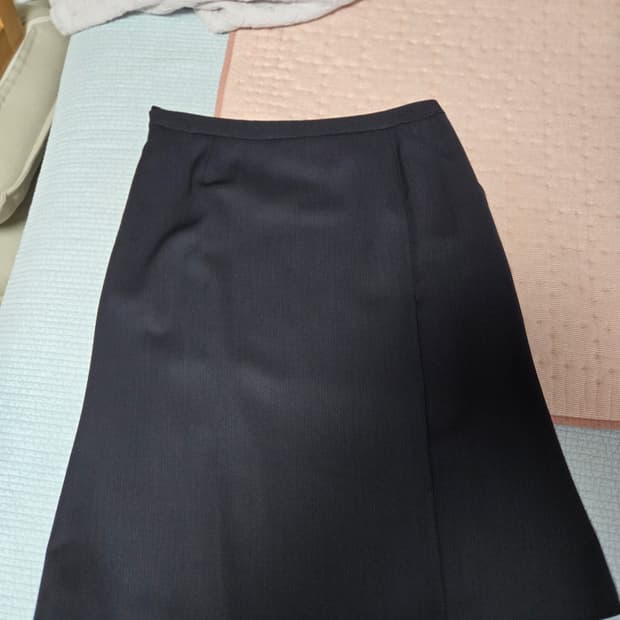 아르마니 콜레지오니 여성 스커트 