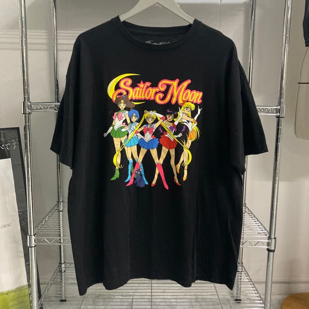 세일러문 오피셜 애니메이션 티셔츠
