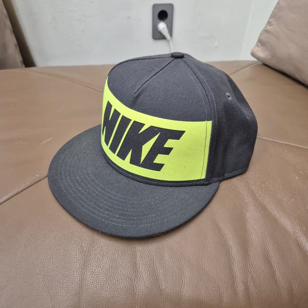 Nike / 나이키 트루 스냅백 캡 56