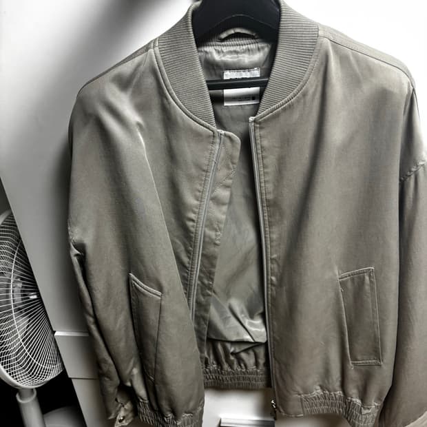 자라 봄버 자켓