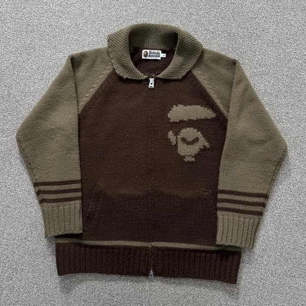 베이프 코위찬 L니트 가디건