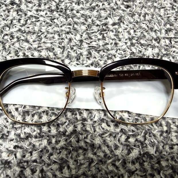 앰버옵티컬 행크 48size 블랙+골드 새상품 싸게팔아요