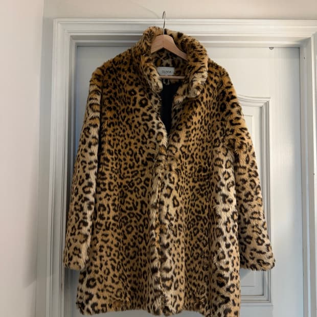 레오파드 페이크 퍼 자켓
