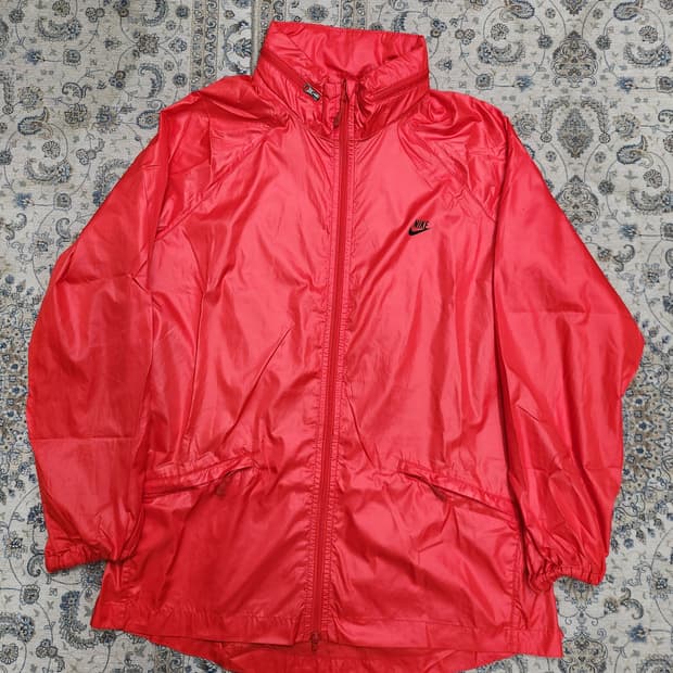 나이키 런닝 바람막이 XL (후드내장됨) (55반까지)