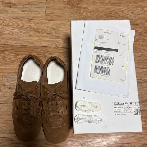 cos 미니멀 스웨이드 모카 42