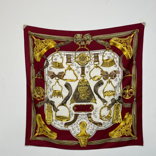 에르메스 실크 스카프