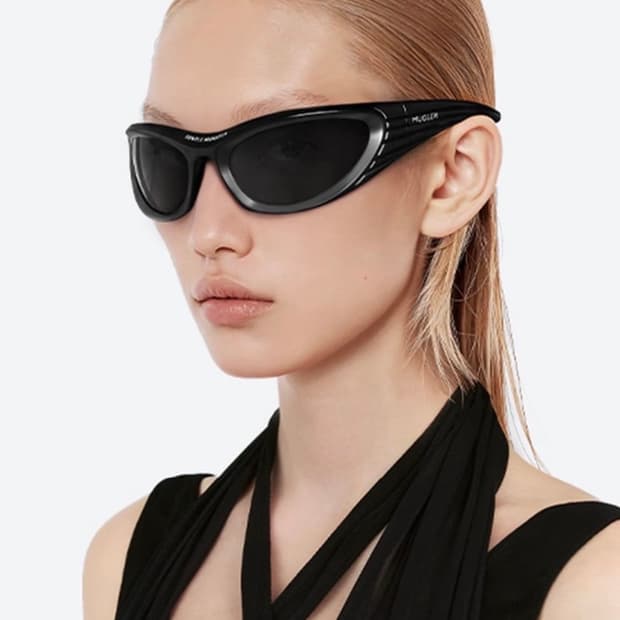 젠틀몬스터 X MUGLER 스파이럴02 블랙 선글라스