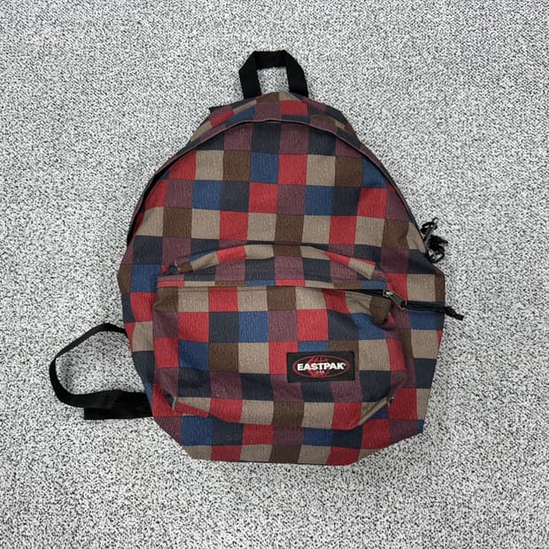 이스트팩 00s 체커보드 백팩