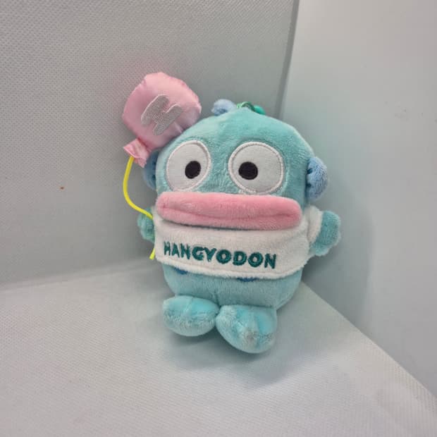 산리오 파티 가는 한교동 키링