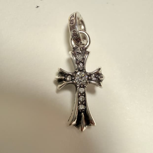 크롬하츠 베이비 펫 풀 파베 다이아 펜던트