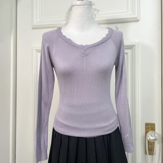 lavender lace point v-neck princess knit