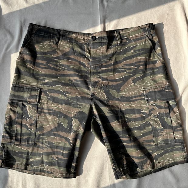 로스코 타이거 카모 쇼츠 Large Regular