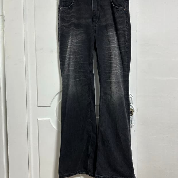 엘무드 슬래시 플레어 데님 팬츠