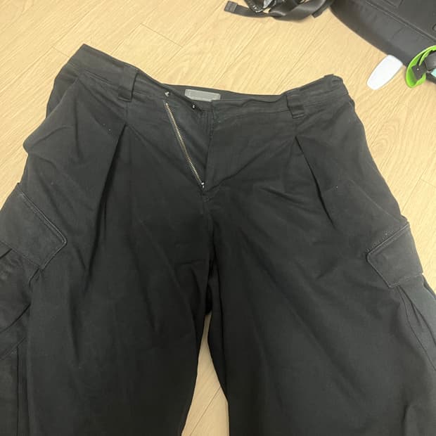 산산기어 카프리 팬츠