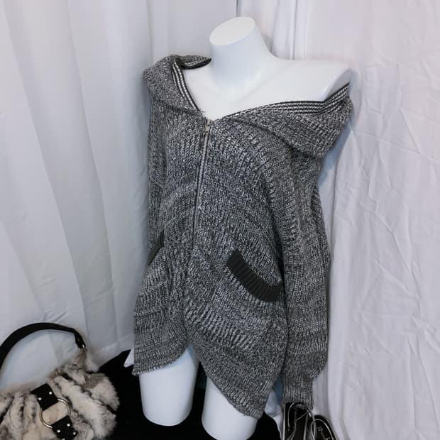 Long knit zip-up