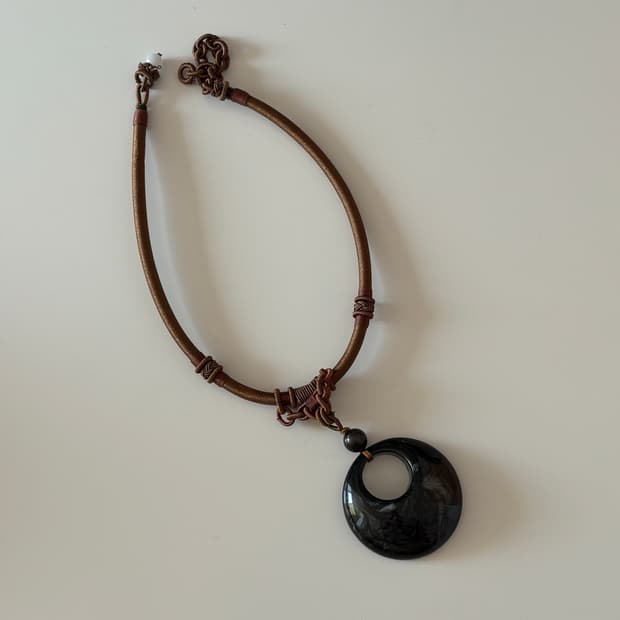 원석 팬던트 초커 네크리스