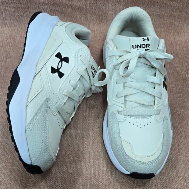 언더아머 250mm- 남 녀 엣지 레더 트레이닝화 러닝화