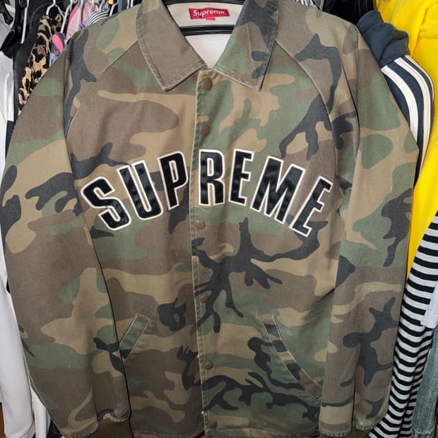 SUPREME CAMO JACKET