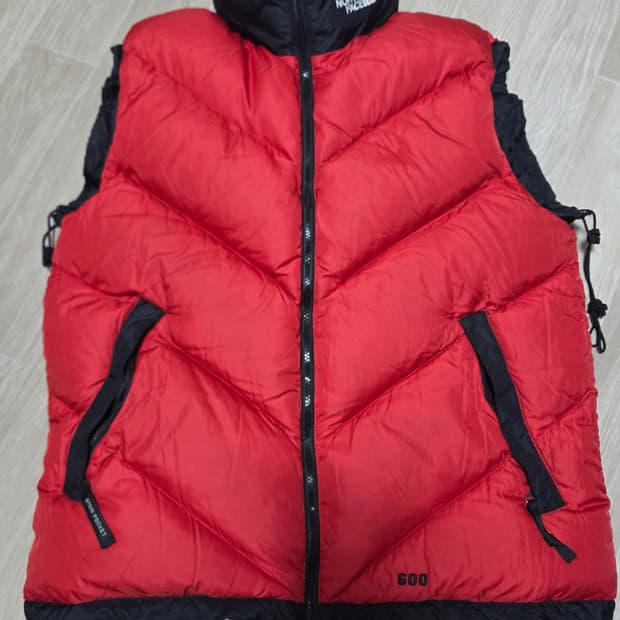 노스페이스 오리지날90s 어센트패딩 베스트(조끼) 팝니다