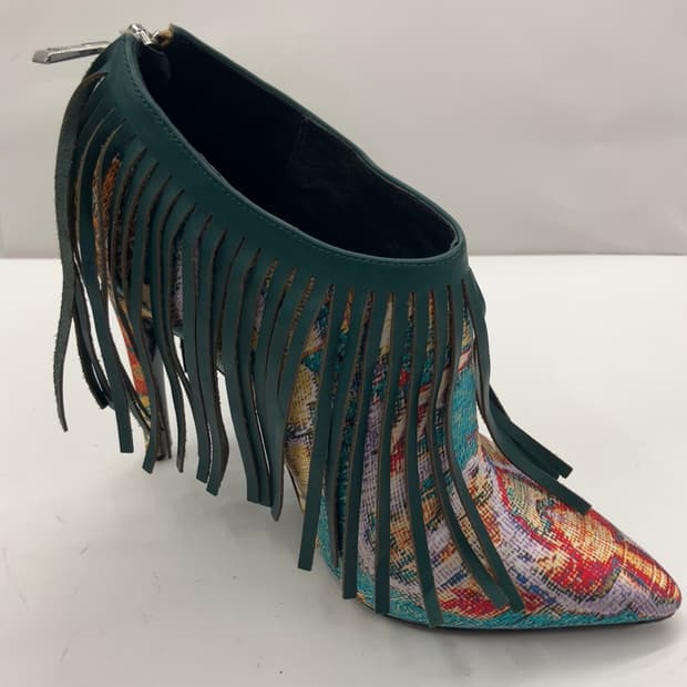 저스트 까발리 태피스트리 프린지 하프 앵클 힐