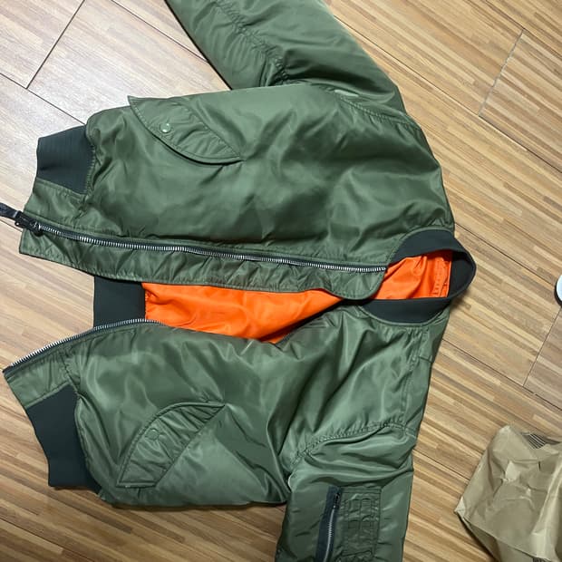 알파인더스트리 90s 복각모델