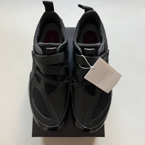 아식스 이세이미야케 하이퍼 테이핑 블랙