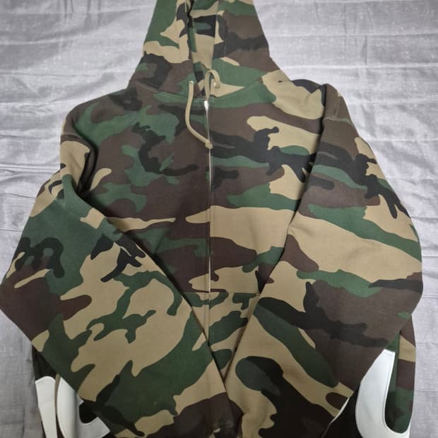 (새상품) 슈프림 25ss 빅로고 카모 후드집업 xl 