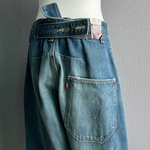 00s 유로 리바이스 신치백 엔지니어드 진 데드스탁