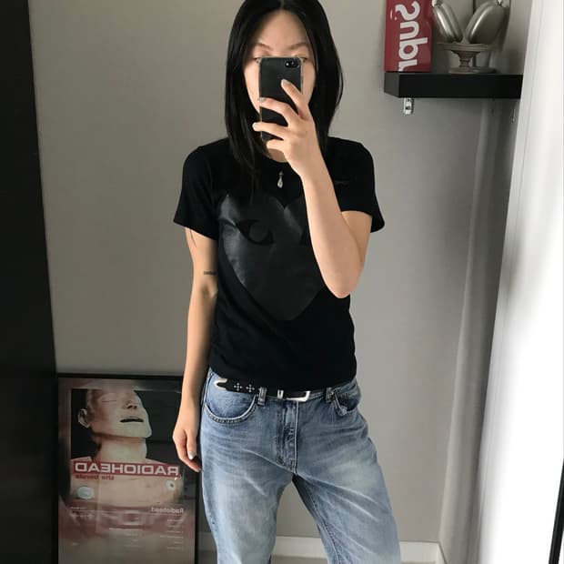 꼼데가르송 블랙 와펜 블랙 반팔티