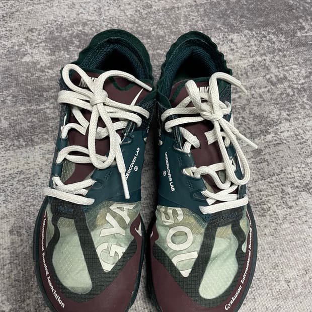 NIKE x UNDERCOVER 카쿠소우