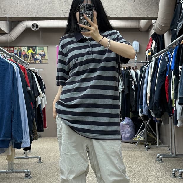 버버리 스트라이프 카라 반팔 티셔츠 S56