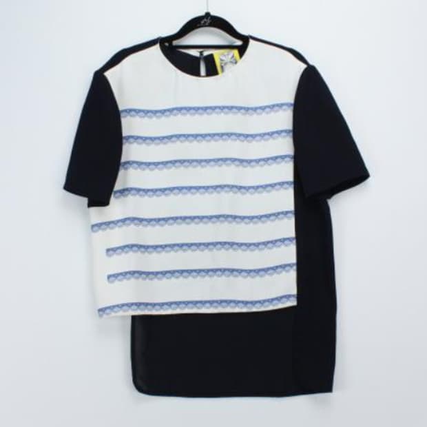 럭키슈에뜨 블라우스