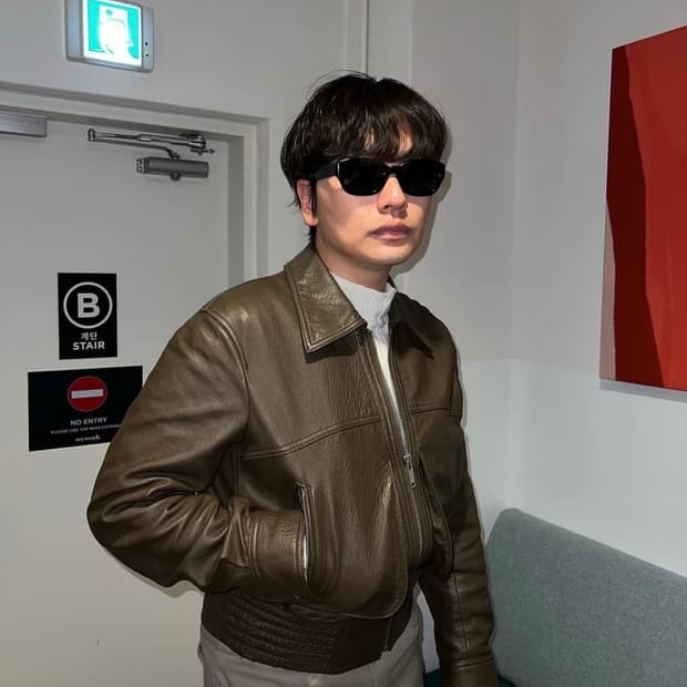 르메르 20FW 레더 블루종 50
