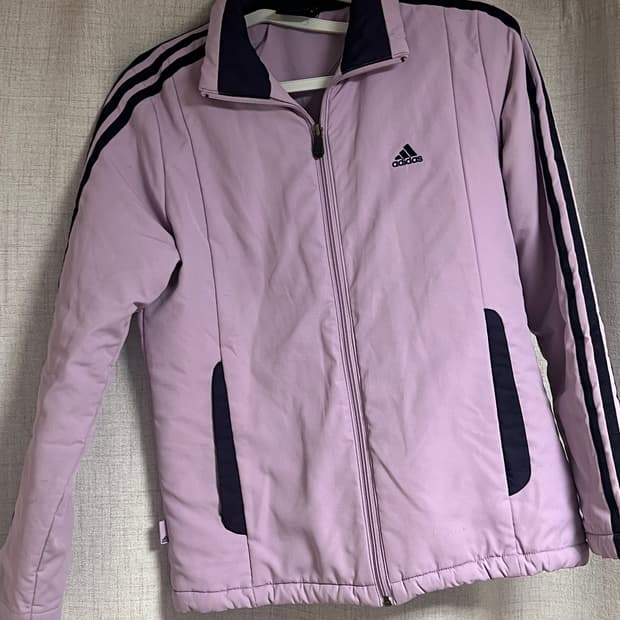 아디다스 연보라색 패딩