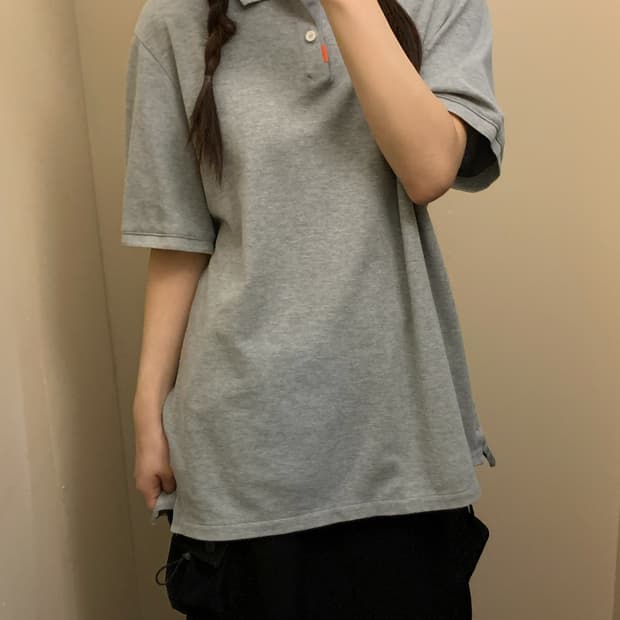 나이키스우시 그레이 카라티